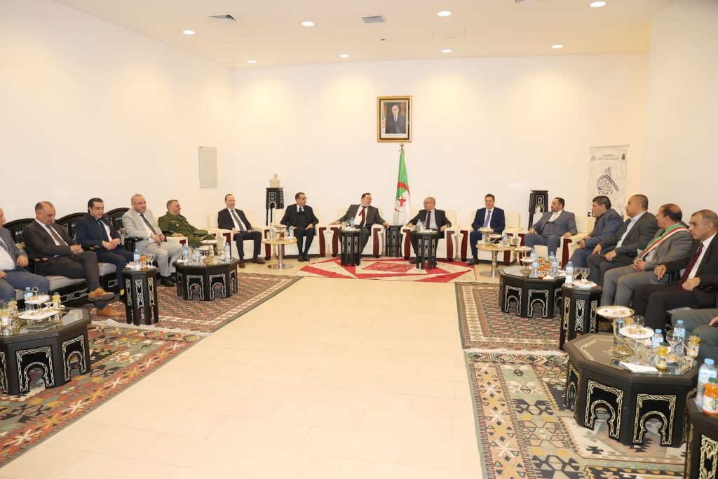 محمد مزيان :الحكومة لا تتدخل في الخط التحريري للمؤسسات الإعلامية