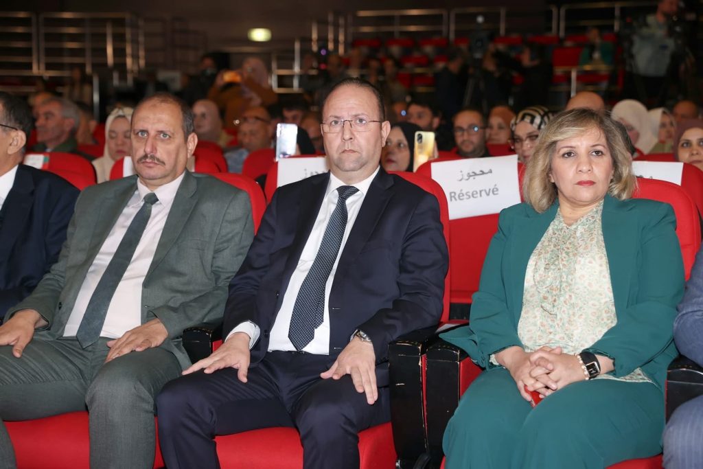 محمد مزيان :الحكومة لا تتدخل في الخط التحريري للمؤسسات الإعلامية