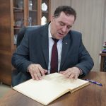 انحرافات الإعلام الرياضي ..نقطة نظام وزير الاتصال الجزائري