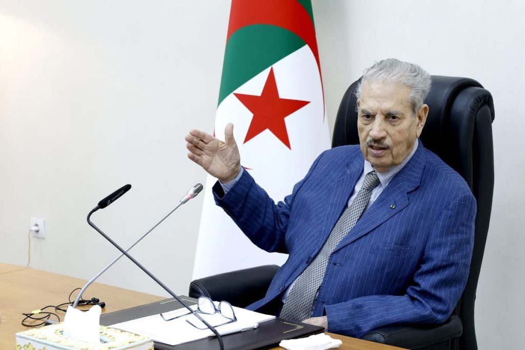 عزوز ناصري ..في طريق مفروشة بالورود لخلافة المجاهد صالح قوجيل على رأس مجلس الأمة