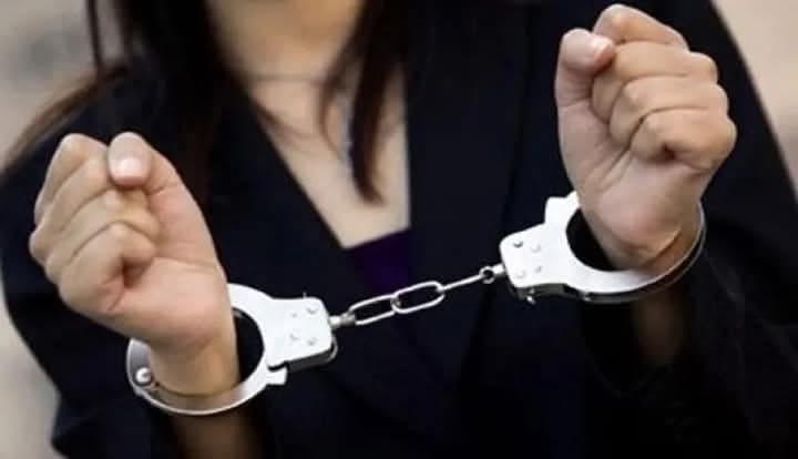 مؤثرة جزائرية رهن الاعتقال بسبب محتوى منافي للأخلاق  على تيك توك