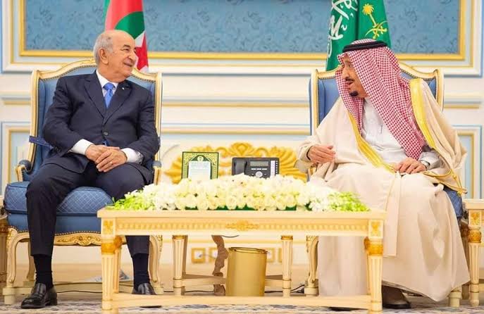أيامٌ في الجزائر المتجدّدة: بين الواقعية والمبادئ