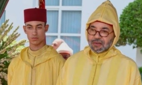 ترقية نجل محمد السادس بالتبني إلى رتبة ‘عميد’ ..عندما يصبح الجيش خادماً لعائلة مختلطة الأنساب.!