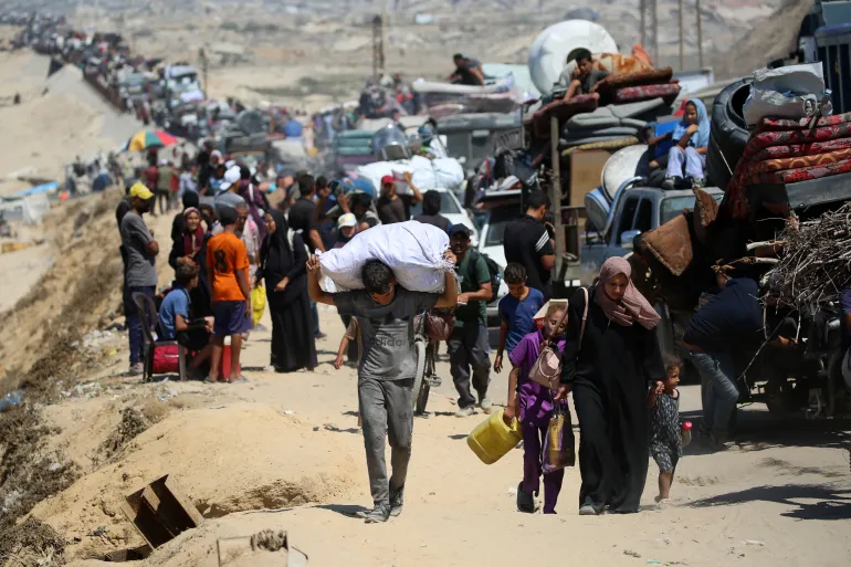 النزوح في غزة: بين شهادة الألم وصرخة الإنسانية