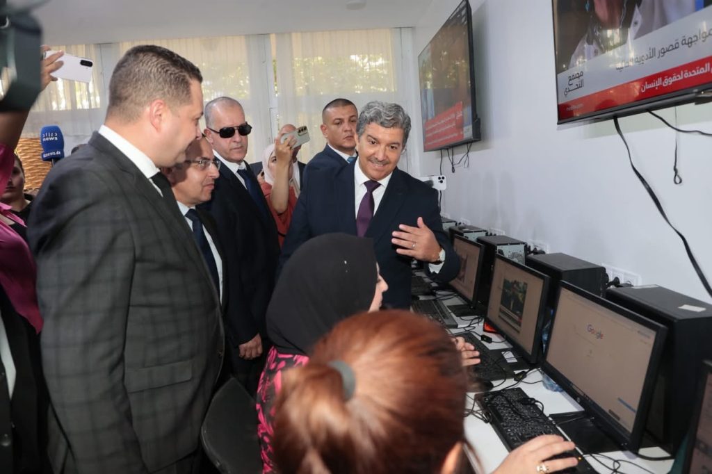 زوهير بوعمامة يدعو إلى التحلي باليقظة في التعامل مع المواضيع الإعلامية التي تتناول الجزائر