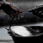 أسعار الذهب الأسود تواصل تراجعها