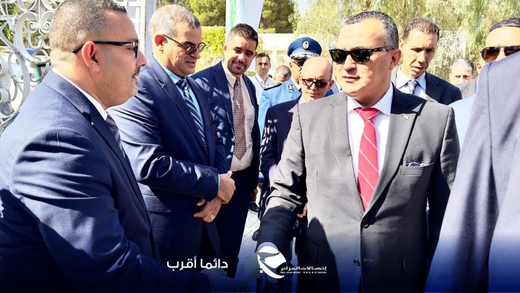 إنجاز غير مسبوق لاتصالات الجزائر: 2.5 مليون أسرة موصولة بالألياف البصرية (FTTH)