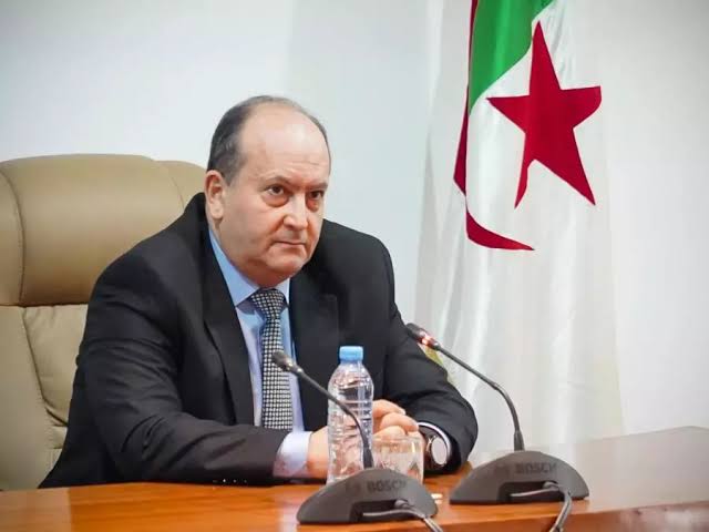 الرئيس تبون يُكلف سيفي غريب بتشكيل الحكومة الجزائرية الجديدة