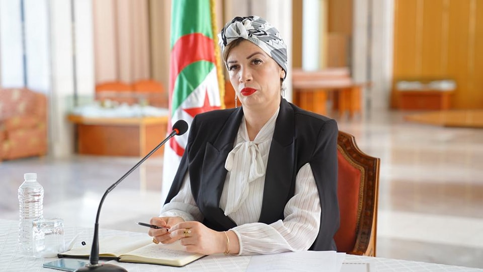 تبون يمنح المرأة أعلى نسبة تمثيل نسائي في الحكومات الجزائرية منذ الاستقلال
