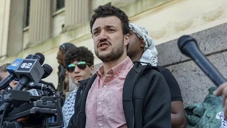 قاض أميركي يأمر بترحيل الناشط الفلسطيني خليل محمود إلى سوريا أو الجزائر!