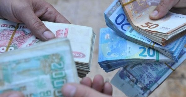 أسعار اليورو والدولار في السوق السوداء في الجزائر