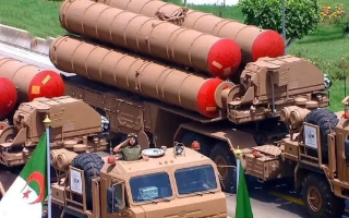ميلتاري واتش الأمريكية: المنظومات الدفاعية الجزائرية الوحيدة في الشرق الأوسط وشمال أفريقيا القادرة على التصدي واعتراض أي هجوم