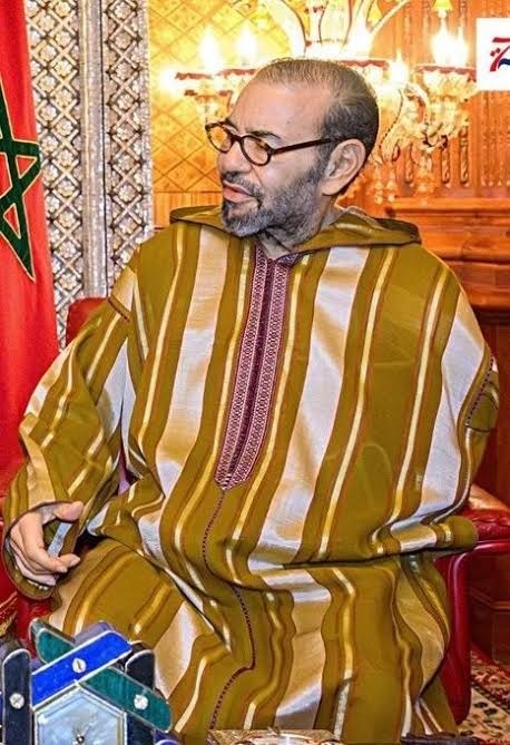 صحفي مغربي ..تسونامي سيهز نظام المخزن قريبا !