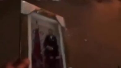 متظاهرون يحرقون صورة الملك محمد السادس