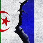 باريس تتودد إلى الجزائر