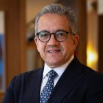 المصري خالد العناني.. أول عربي مسلم يترأس منظمة “اليونيسكو”