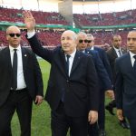 الرئيس تبون يشارك الجزائريين فرحة التأهل إلى المونديال