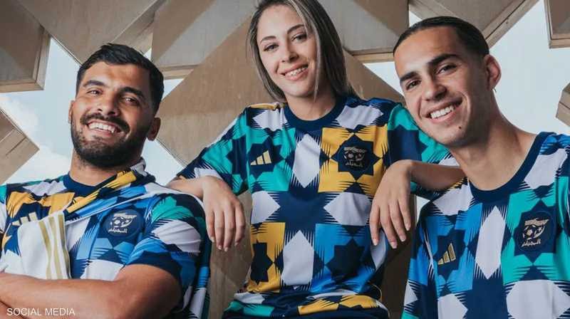 “الزليج” الجزائري يحظى بإعجاب عالمي