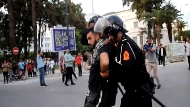 المخزن يتعدى الخطوط الحمراء