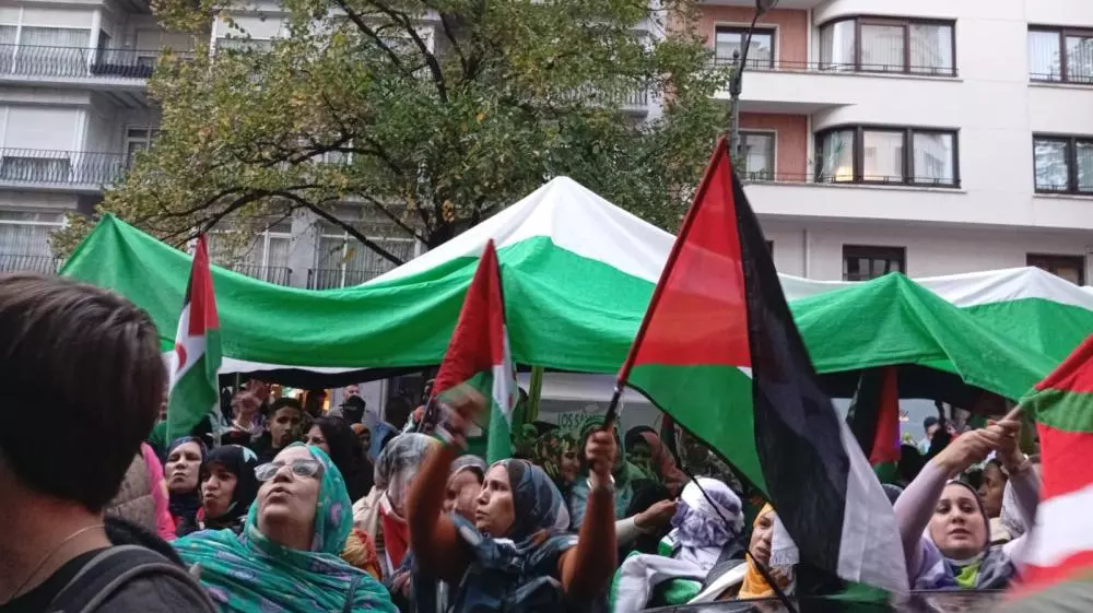 مظاهرات حاشدة للجالية الصحراوية في بيلباو الإسبانية رفضا لمحاولات الالتفاف على الشرعية الدولية