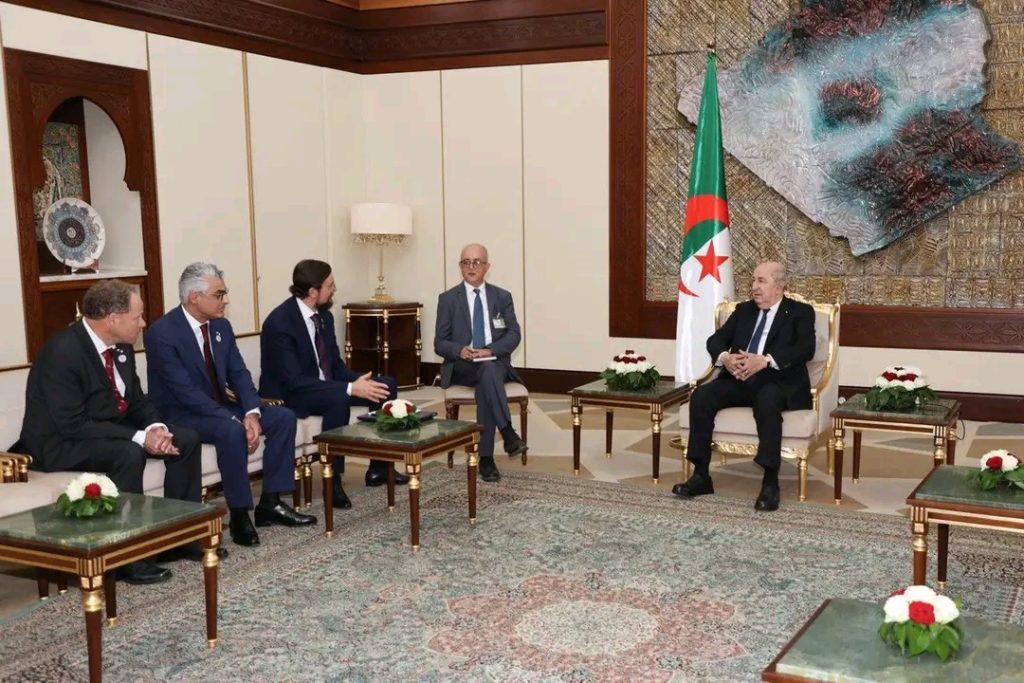 الرئيس الجزائري يستقبل رئيس منظمة أرباب الأعمال الروسية
