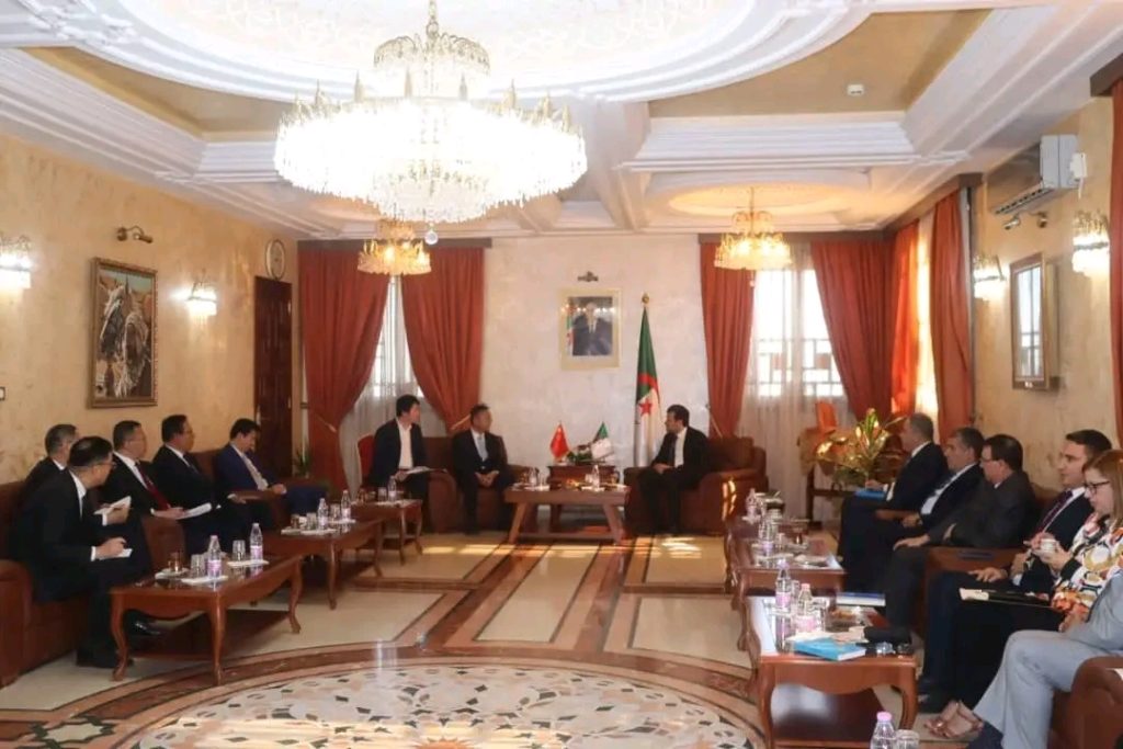 روسيا والصين تبحثان فرص الاستثمار الزراعي في الجزائر