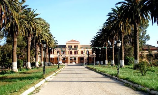 جامعة سيدي بلعباس الجزائرية تحافظ على الريادة وطنيا للسنة الثالثة تواليا