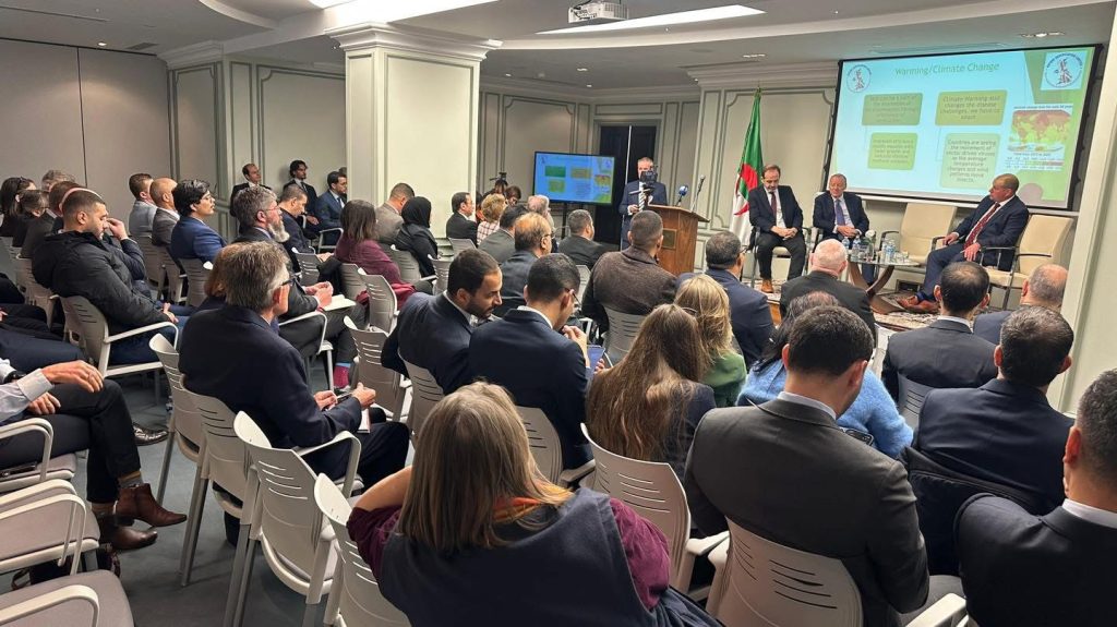 تعزيز الشراكة الجزائرية البريطانية في الميدان الفلاحي عبر نقل وتوطين تقنيات “Agri-Tech”