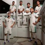 قميص من روح صحراء الجزائر ..  أديداس تكشف عن زي الخُضر الجديد لكأس إفريقيا 2025 ومونديال 2026