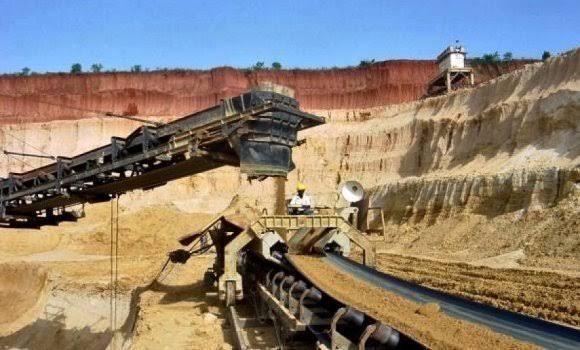 ميدل إيست آي البريطاني : هكذا يتم نهب ثروات الشعب الصحراوي