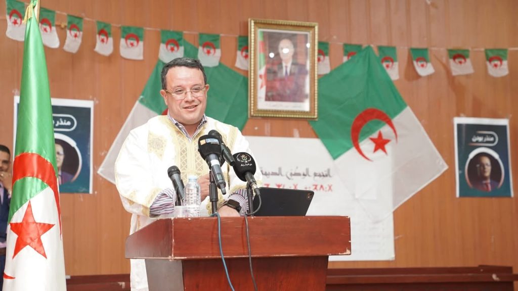 الأرندي: نجدد ثقتنا في حكمة وسياسة الرئيس تبون من أجل العفو عن الحالات الإنسانية واحتواء كل أبناء الوطن