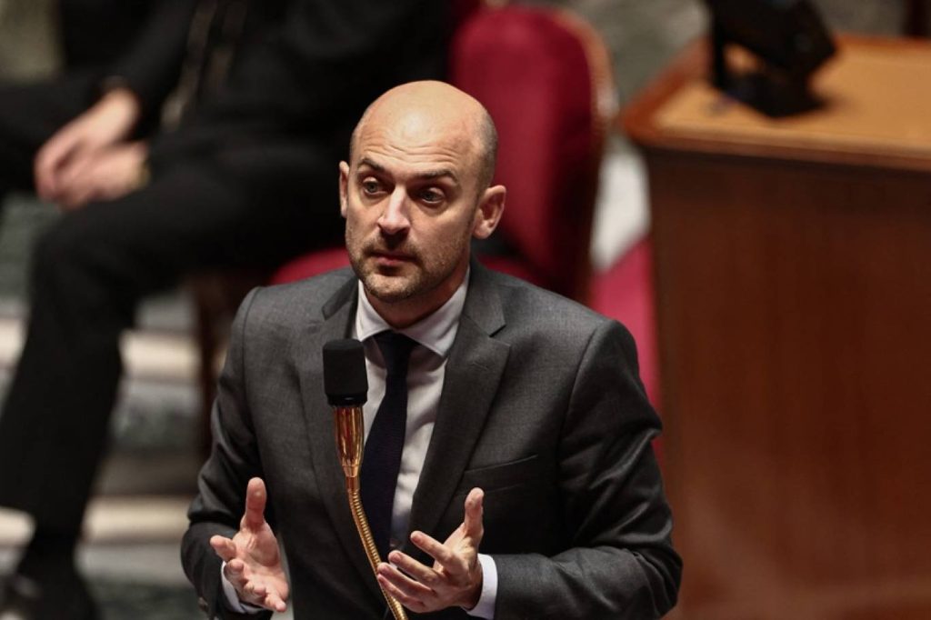 جان نويل بارو:أتطلع لحوار يحمي مصالح فرنسا ويحترم سيادة الجزائر!