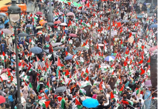 مظاهرات ضخمة في العاصمة الإسبانية تطالب بحق الشعب الصحراوي في تقرير مصيره