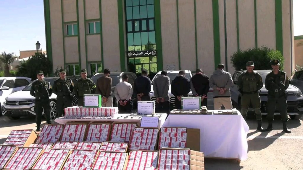 الدرك الجزائري يوجه ضربة موجعة لشبكات التهريب