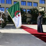 شنقريحة يجري مباحثات مع وزيرة الدفاع لجمهورية زيمبابوي