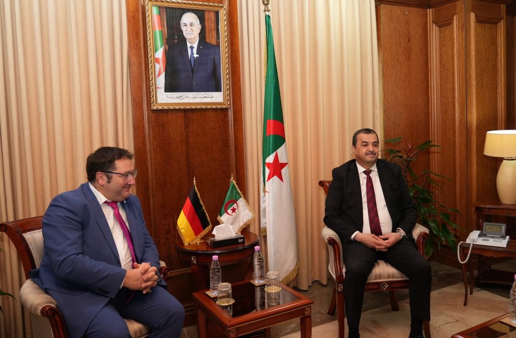 نحو تعزيز الشراكة الجزائرية–الألمانية في الطاقة والمناجم وتحلية المياه