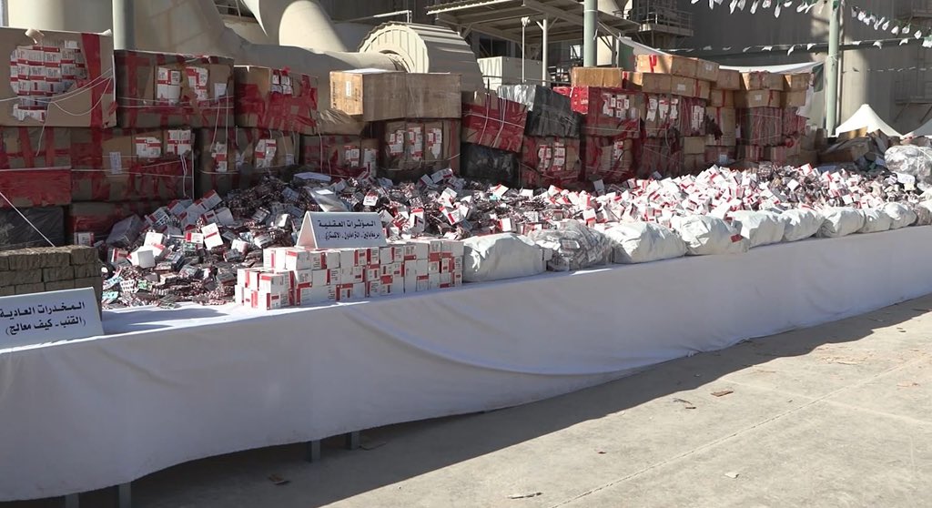 وزارة الدفاع الجزائرية: حرق 13طن من الكيف المعالج و15مليون قرص مهلوس