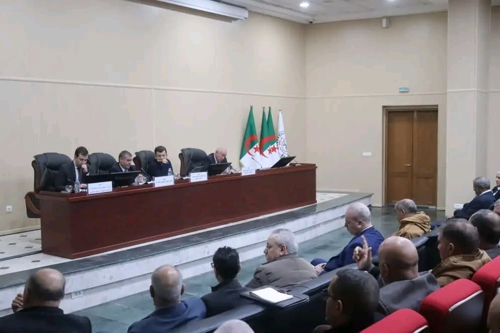 معالجة مشاكل الفلاحين الجزائريين على رأس أولويات وزير الفلاحة