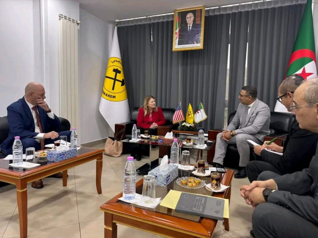 نحو تعزيز الاستثمار المنجمي على محور الجزائر وأمريكا