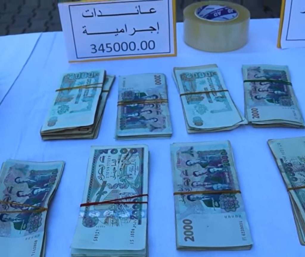 الدرك الجزائري يطيح بشبكة إجرامية دولية ويحجز أزيد من 16000 قرص مهلوس!
