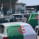 سبتة الإسبانية تتحول إلى مدينة جزائرية مع توافد آلاف الأنصار الجزائريين في طريقهم إلى المغرب