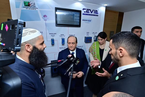 الرئيس تبون: الجزائر تجاوزت 13 ألف مؤسسة ناشئة وأجدد إلتزامي بالوصول إلى 20 ألف مؤسسة مع نهاية 2029