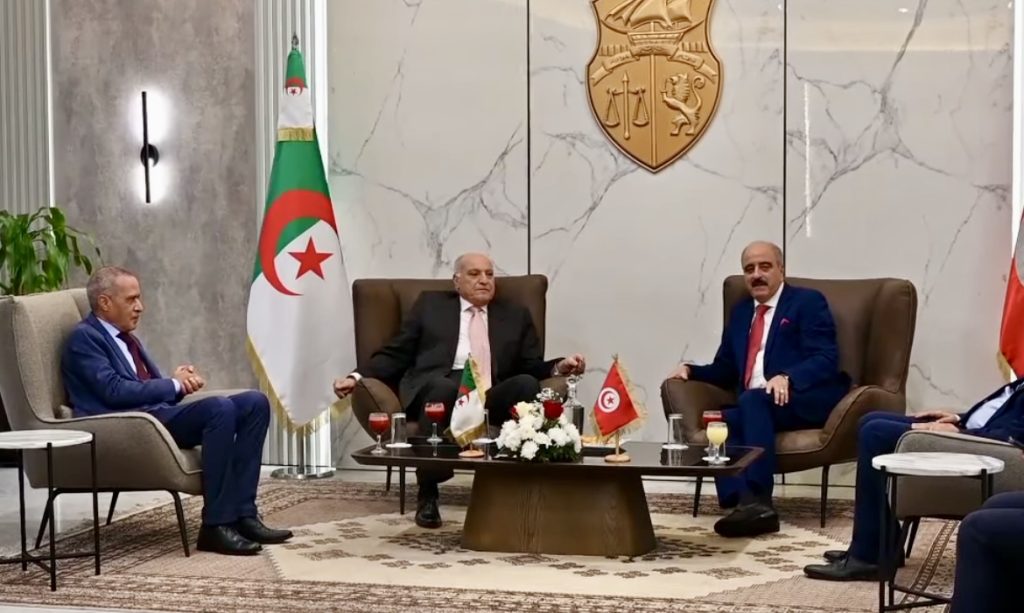 قمة رفيعة المستوى مرتقبة بين الجزائر وتونس