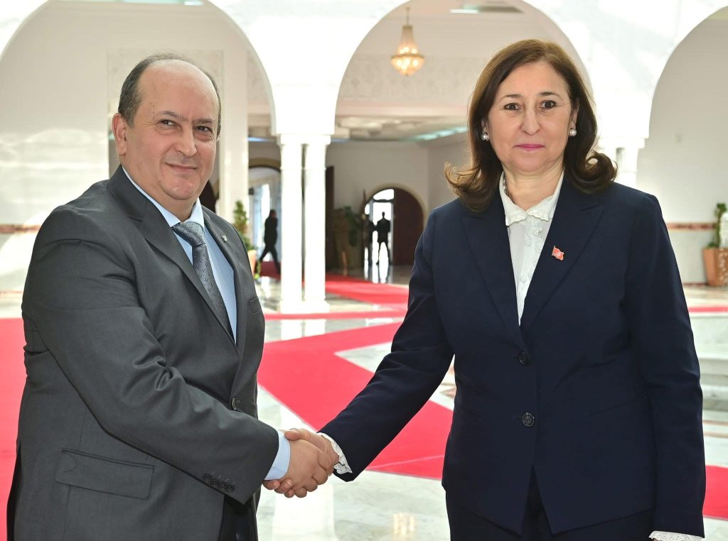 ملفات كبرى على طاولة الدورة الـ23 للجنة المشتركة العليا الجزائرية-التونسية