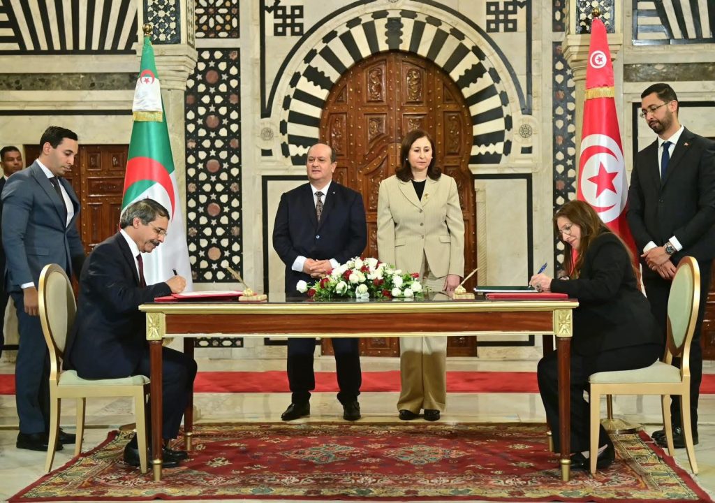اللجنة المشتركة الكبرى الجزائرية-التونسية الـ23 تتوج بتوقيع 25 اتفاقا جديدا