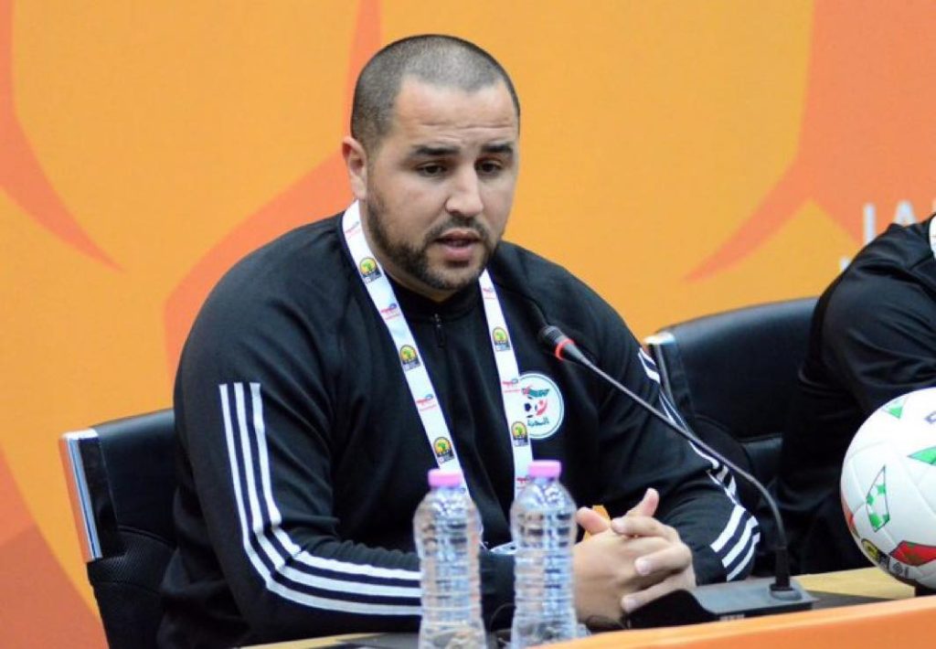 قرار مفاجئ من مدرب المنتخب الجزائري الرديف عقب الإقصاء من كأس العرب