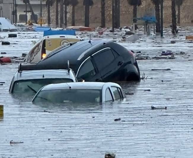 حصيلة وفيات السيول المدمرة بأسفي المغربية ترتفع إلى 37 قتيلا