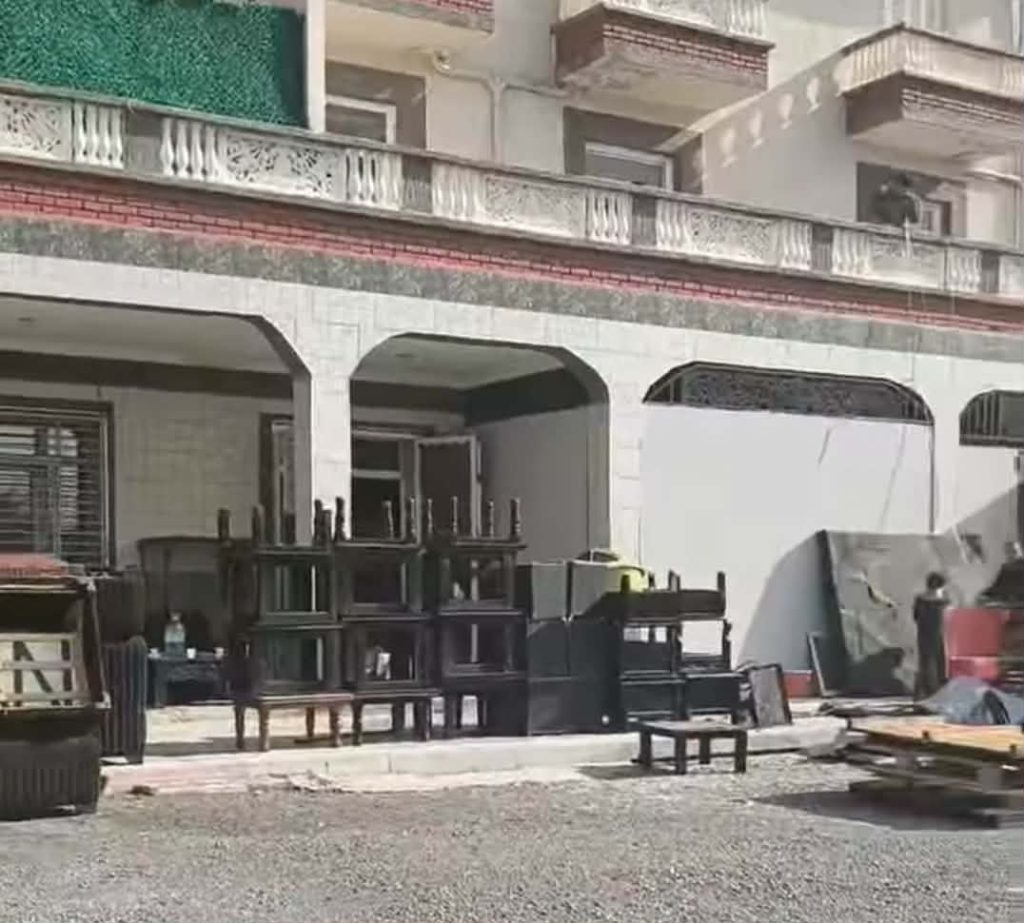 من ملهى ليلي إلى مدرسة قرآنية.. مبادرة مواطن بسطيف تشعل السوشل ميديا في الجزائر