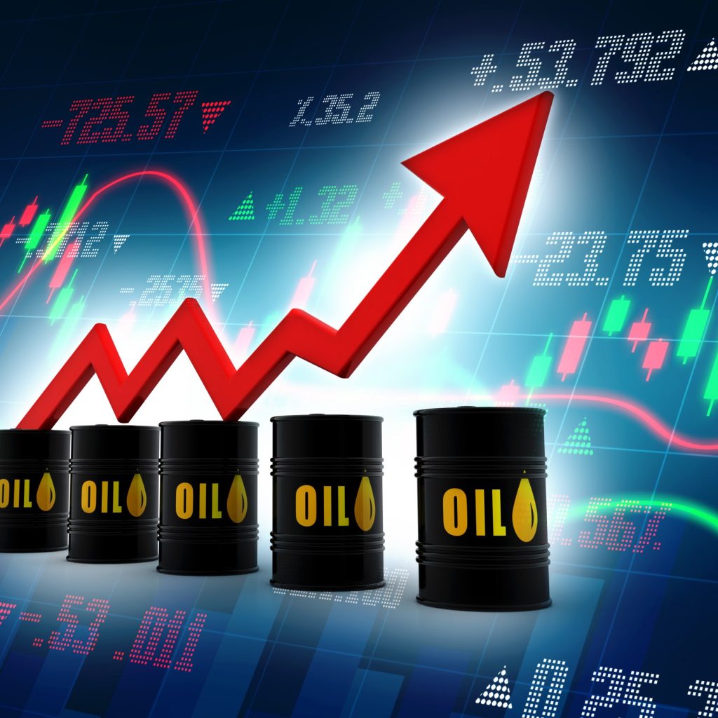 عقوبات أميركية محتملة على روسيا وحصار فنزويلا يشعلان أسعار النفط