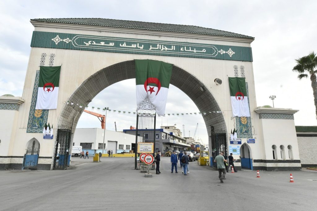 حنون تدعو إلى طرد “الإماراتيين “من ميناء الجزائر   !